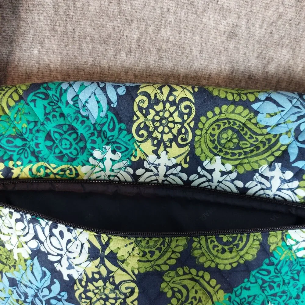 Vera Bradley Essential Messenger Bag Caribbean Seas Retired Pattern